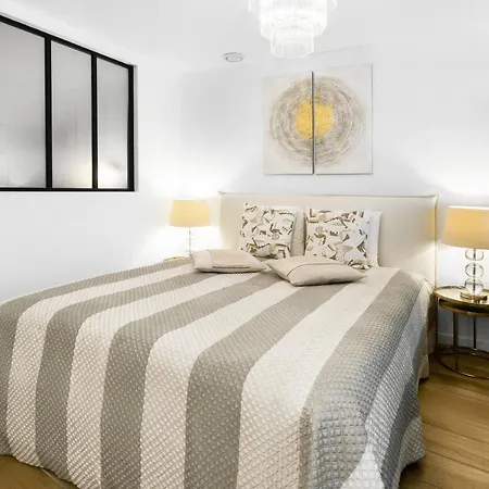 Stylish Near The Casino Barriere